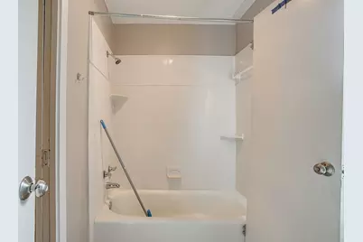 612 Melbourne Court, Hurst, TX 76053 - Photo 12