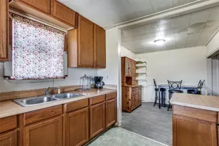 5705 Regalview Dr, Joshua, TX 76058 - Photo 6