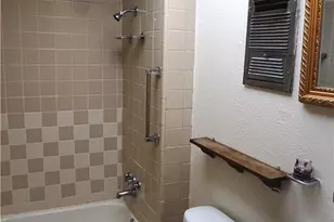 617 Patricia Dr, Sherman, TX 75090 - Photo 16