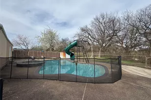 231 Hickory St, Lindsay, TX 76250 - Photo 38