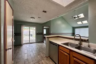 1416 Woodfern Dr, Arlington, TX 76018 - Photo 10