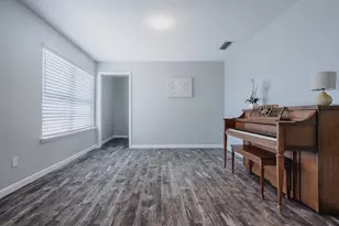 3417 Burning Tree Ln, Garland, TX 75042 - Photo 2