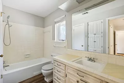 1017 Denmark Street, Grand Prairie, TX 75050 - Photo 18