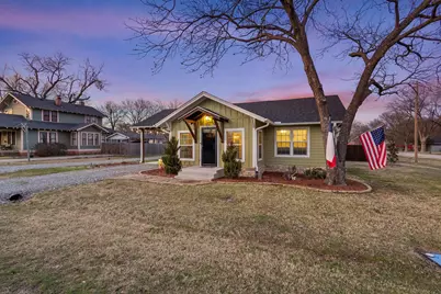 110 E Houston Street, Leonard, TX 75452 - Photo 2