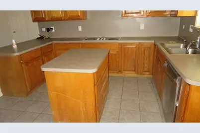 108 Creekview Circle, Maypearl, TX 76064 - Photo 8