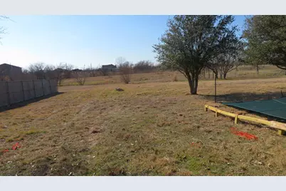 108 Creekview Circle, Maypearl, TX 76064 - Photo 18