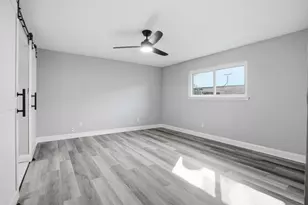 2217 Honey Creek Ln, Arlington, TX 76006 - Photo 10