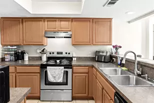 2200 Seville Ct, Arlington, TX 76013 - Photo 10