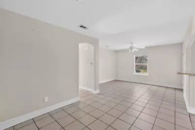 818 19th Street, Grand Prairie, TX 75050 - Photo 10