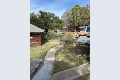 132 Shady Shore Drive, Mabank, TX 75156 - Photo 16