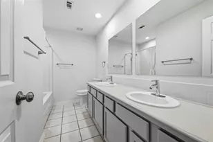 808 Betty Ct, Hurst, TX 76053 - Photo 12