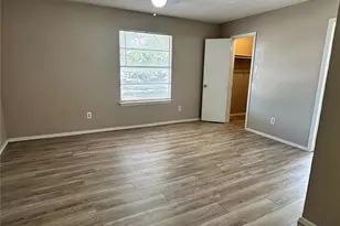 2818 S Fielder Rd, Arlington, TX 76015 - Photo 18