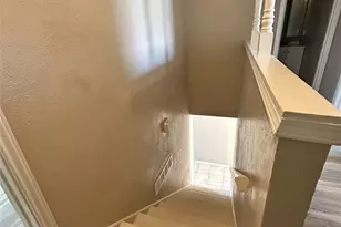 2818 S Fielder Rd, Arlington, TX 76015 - Photo 6