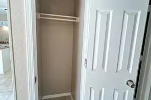 2818 S Fielder Rd, Arlington, TX 76015 - Photo 8