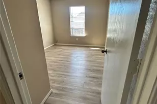 2818 S Fielder Rd, Arlington, TX 76015 - Photo 26