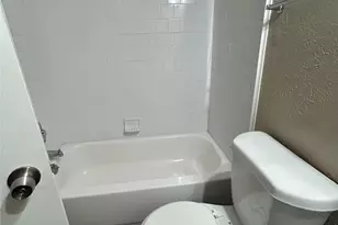 2818 S Fielder Rd, Arlington, TX 76015 - Photo 22