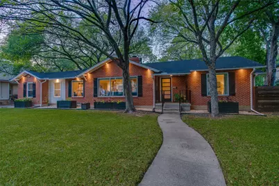 2415 Sunset Avenue, Dallas, TX 75211 - Photo 2