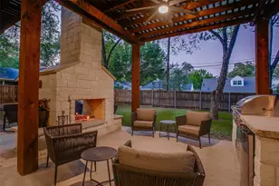 2415 Sunset Ave, Dallas, TX 75211 - Photo 40