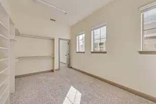 10543 Steinbeck Ln, Irving, TX 75063 - Photo 18