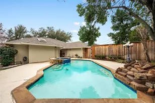 6427 Mimms Dr, Dallas, TX 75252 - Photo 38