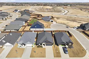 929 Tesslynn Ave, Godley, TX 76044 - Photo 34