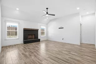 929 Tesslynn Ave, Godley, TX 76044 - Photo 14