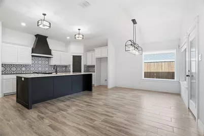 929 Tesslynn Avenue, Godley, TX 76044 - Photo 10