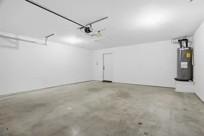 929 Tesslynn Avenue, Godley, TX 76044 - Photo 30