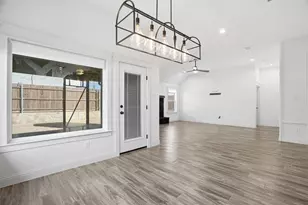 929 Tesslynn Ave, Godley, TX 76044 - Photo 8