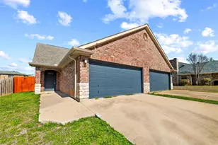 810 Betty Ct, Hurst, TX 76053 - Photo 1