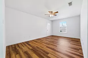 810 Betty Ct, Hurst, TX 76053 - Photo 2