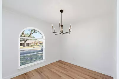 6301 Glenmoor Drive, Garland, TX 75043 - Photo 10