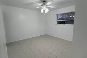 1812 Redwood St, Arlington, TX 76014 - Photo 10