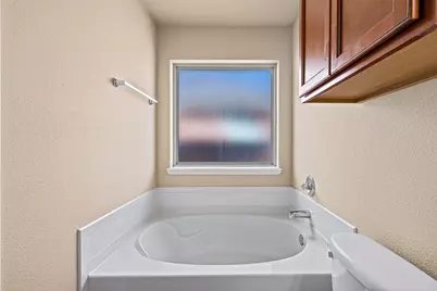 4205 Sapphire Lane, Granbury, TX 76049 - Photo 26