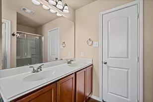 4205 Sapphire Ln, Granbury, TX 76049 - Photo 24