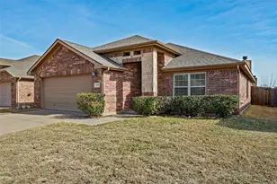 4205 Sapphire Ln, Granbury, TX 76049 - Photo 2