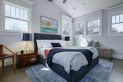 319 N Edgefield Avenue, Dallas, TX 75208 - Photo 20