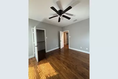 704 S Clinton Avenue, Dallas, TX 75208 - Photo 8