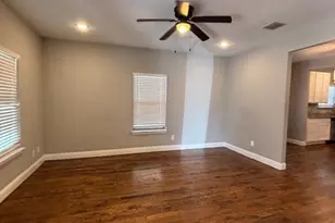 704 S Clinton Ave, Dallas, TX 75208 - Photo 2