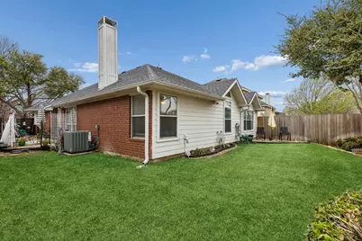 2136 Pritchard Drive, Grapevine, TX 76051 - Photo 24