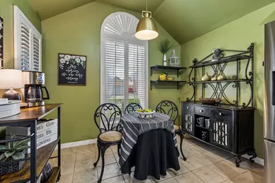 2136 Pritchard Drive, Grapevine, TX 76051 - Photo 8