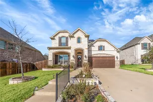 2218 Christopher Ln, Euless, TX 76040 - Photo 2