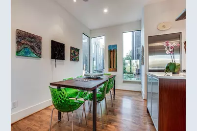 433 Trinity River Circle, Dallas, TX 75203 - Photo 8