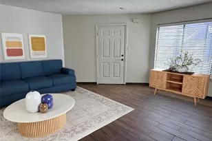 2300 Bamboo Dr, Arlington, TX 76006 - Photo 2