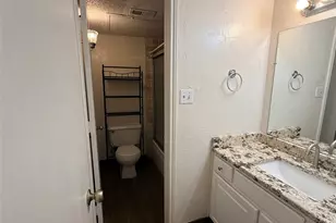 2300 Bamboo Dr, Arlington, TX 76006 - Photo 18