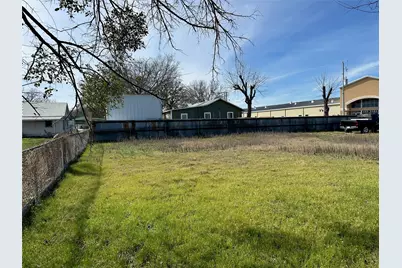 605 W Church Street, San Saba, TX 76877 - Photo 6