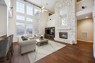 704 Lyndsie Dr, Coppell, TX 75019 - Photo 2