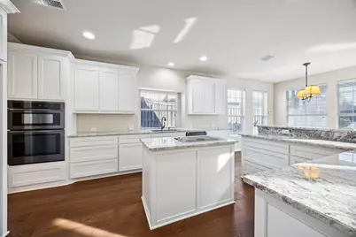 704 Lyndsie Drive, Coppell, TX 75019 - Photo 12