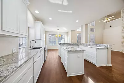 704 Lyndsie Drive, Coppell, TX 75019 - Photo 10