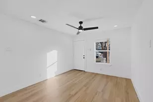 928 Hackamore St, White Settlement, TX 76108 - Photo 4